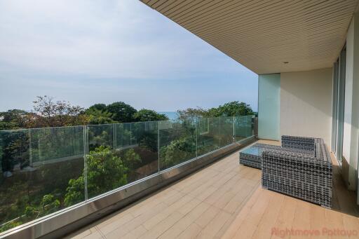 2 ห้องนอน คอนโด สำหรับขาย ใน วงศ์อมาตย์ - The Cove Pattaya