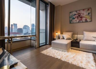 1 bedroom 1 bathroom Size: 47 sq.m. Sale Price: 11,500,000 MTB The Esse Asoke