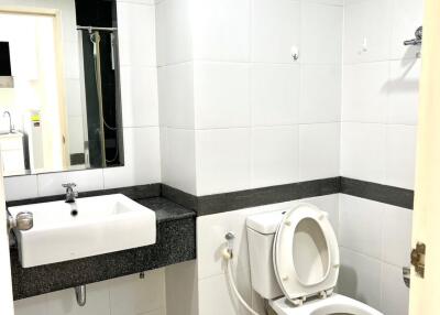 1bedroom 1bathroom Size: 35 sq .m Sale: 2,290,000MTB A Space Asoke - Ratchada