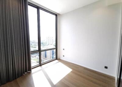 2 Bedrooms 3 Bathrooms Size 86sqm. Muniq Langsuan for Rent 100,000 THB