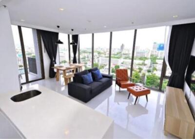 2 Bedrooms 2 Bathrooms Size 78sqm. Nara 9 by Eastern Star for Rent 50,000 THB