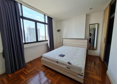 2 Bedrooms 1 Bathroom Size 78sqm. Fair Tower for Rent 32,000 THB