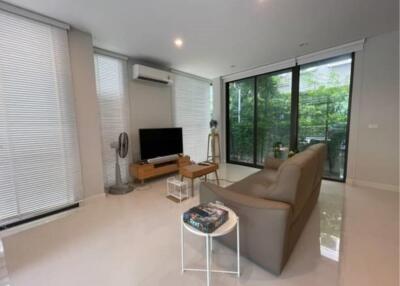 HOUSE  4 Bedrooms 4 Bathrooms Size 241sqm. Twin house for Sale 17mTHB
