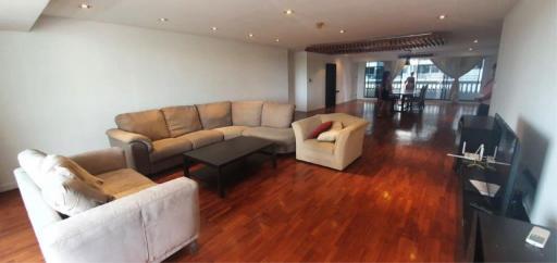 4 bedrooms/ 4 bathrooms 250sqm for rent 85000THB by Bangkapi Mansion