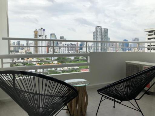Regent on the Park 3 - 3 beds 4 bath 236sqm + maid room for rent 78000THB