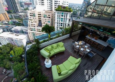 PENTHOUSE  4 Bedrooms 5 Bathrooms Size 530sqm. Moon Tower for Sale 82mTHB