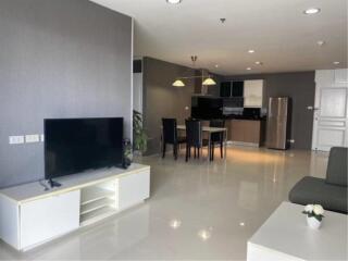 3 bedrooms 2 bathrooms size 121sqm. Waterford Diamond for Rent 55,000 THB