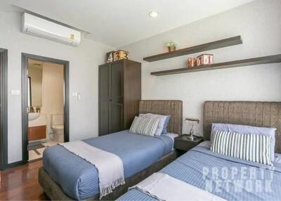 3 Bedrooms 3 Bathrooms Size 160sqm. Wilshire for Rent 150,000 THB