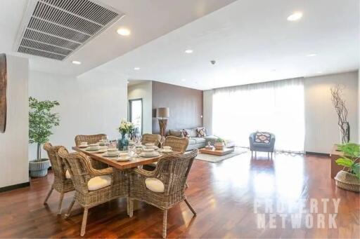 3 Bedrooms 3 Bathrooms Size 160sqm. Wilshire for Rent 150,000 THB