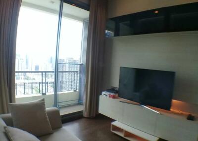 2 Bedrooms 1 Bathroom Size 45.5sqm. Q Asoke for Rent 40,000 THB Sale Price: 9,900,000
