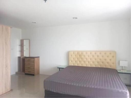 2 Bedrooms 2 Bathrooms Size 85sqm. Waterford Diamond Tower for Rent 37,000 THB