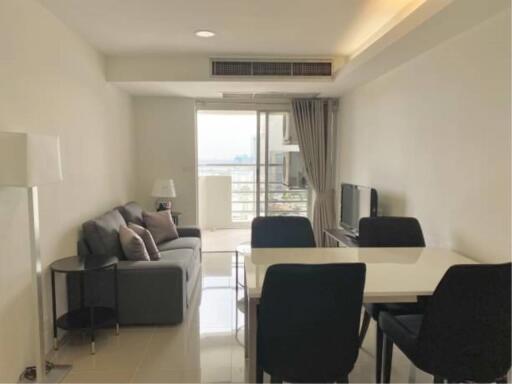 2 Bedrooms 1 Bathroom Size 81.45sqm. Waterford Diamond Tower for Rent 35,000 THB