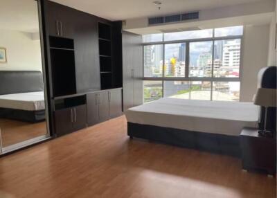 2 Bedrooms 2 Bathrooms Size 92sqm. The Capital Sukhumvit 30/1 for Rent 37,000 THB