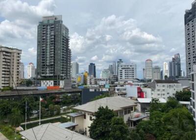 2 Bedrooms 2 Bathrooms Size 92sqm. The Capital Sukhumvit 30/1 for Rent 37,000 THB