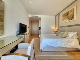 3 Bedrooms 3 Bathrooms Size 144sqm. Magnolias Waterfront Residences for Rent 160,000 THB