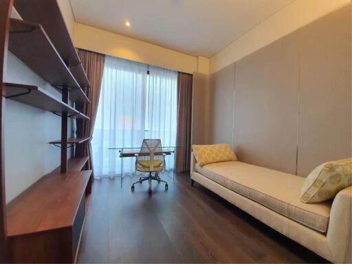 3 Bedrooms 3 Bathrooms Size 201.80sqm. TELA Thonglor for Rent 230,000 THB for Sale 88mTHB