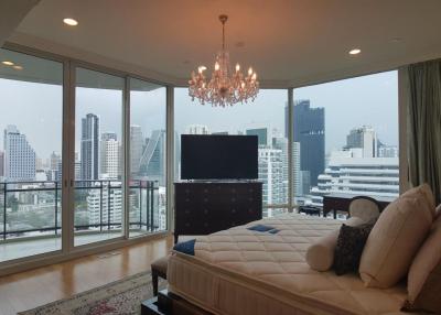 4 Bedrooms 4 Bathrooms Size 355.49 at Royce Private Residences for Sale 88,872,500