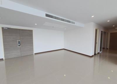 4 Bedrooms 4 Bathrooms Size 457.6 at Supalai Riva Grande for Sale 105,000,000