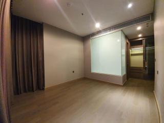 2 Bedrooms 2 Bathrooms Size 76.85 at Esse at Singha Complex for Rent 80,000