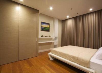 1 Bedroom 1 Bathroom Size 67sqm Bright Sukhumvit 24 for Rent 55,000THB