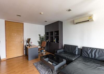 1Bedroom  1Bathroom  38sqm  XVI the sixteen condominium  Rent 20000 THB/ Month - for sale 5mTHB