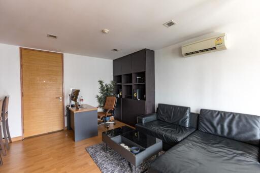 1Bedroom  1Bathroom  38sqm  XVI the sixteen condominium  Rent 20000 THB/ Month - for sale 5mTHB