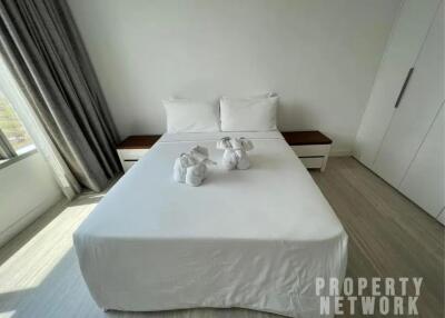 3 Bedrooms 3 Bathrooms Size 198sqm. 185 Rajadamri for Rent 250,000 THB