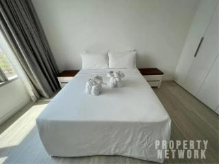 3 Bedrooms 3 Bathrooms Size 198sqm. 185 Rajadamri for Rent 250,000 THB