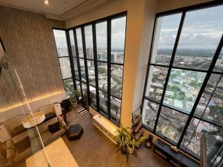 2 Bedrooms 3 Bathrooms Size 234sqm. The Emporio Place 24 for Sale 59,500,000 THB