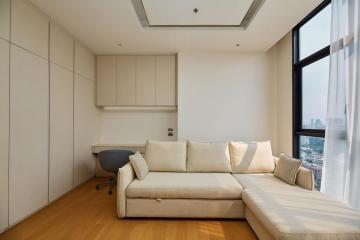 4 Bedrooms 5 Bathrooms Size 470sqm. HQ Thonglor for Sale 199,000,000 THB