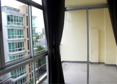 2 Bedrooms 2 Bathrooms Size 140sqm. The Capital Sukhumvit 30/1 for Rent 55,000 THB