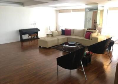 3 Bedrooms 4 Bathrooms Size 226sqm. President Park for Rent 55,000 THB