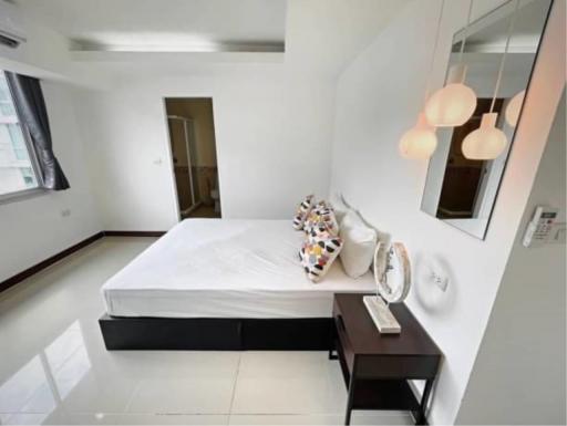 3 Bedrooms 3 Bathrooms Size 99sqm. Waterford Sukhumvit 50 for Rent 35,000 THB