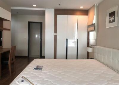 2 Bedrooms 2 Bathrooms,112 sq.m, Rental 67,000thb/month, The Rajdamri Serviced Residence