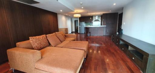 2 Bedrooms 2 Bathrooms Size 129 sq.m. Urbana langsuan for Rent 45,000 THB