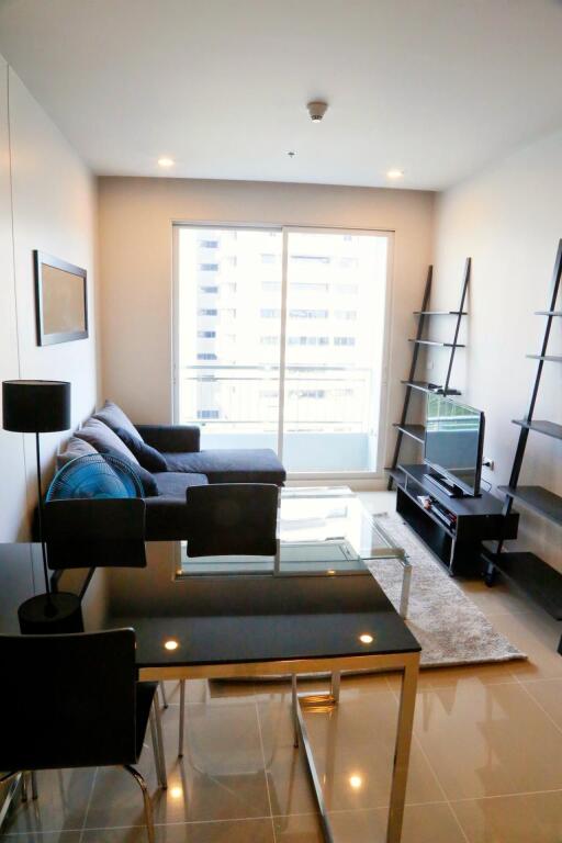 Circle Petchaburi - 47 Sqm - for rent: 20000THB/Month - 1 bedroom, 1 bathroom and for sale 4.7millions THB