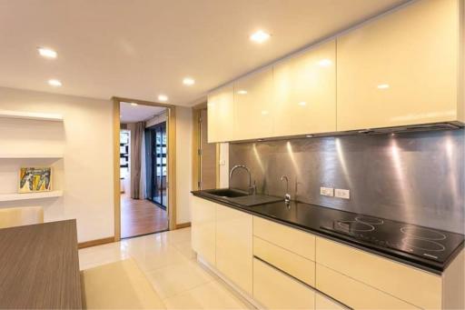 2 Bedrooms 2 Bathrooms Size 145sqm. L8 Residence for Rent 55,000 THB