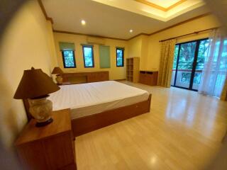 3 Bedrooms 3 Bathrooms Size 170sqm. El Patio for Rent 35,000 THB