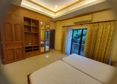 3 Bedrooms 3 Bathrooms Size 170sqm. El Patio for Rent 35,000 THB