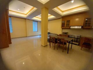 3 Bedrooms 3 Bathrooms Size 170sqm. El Patio for Rent 35,000 THB