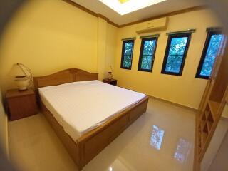 3 Bedrooms 3 Bathrooms Size 170sqm. El Patio for Rent 35,000 THB