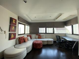 3 Bedrooms 3 Bathrooms Size 115sqm. Sathorn Gardens for Rent 65,000 THB