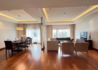4 Bedrooms 3 Bathrooms Size 275sqm. Royal Residence Park for Rent 160,000 THB
