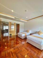 3 Bedrooms 3 Bathrooms Size 270sqm. Chaidee Mansion for Rent 70,000 THB