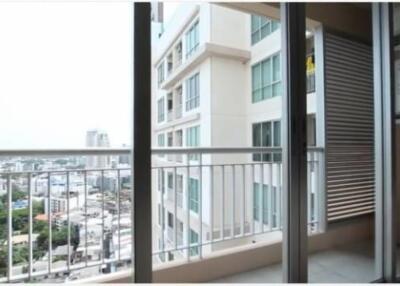 2 Bedrooms 2 Bathrooms Size 60sqm. Life@Sukhumvit for Rent 30,000 THB