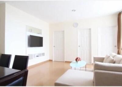 2 Bedrooms 2 Bathrooms Size 60sqm. Life@Sukhumvit for Rent 30,000 THB