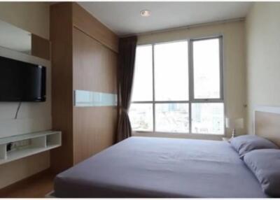 2 Bedrooms 2 Bathrooms Size 60sqm. Life@Sukhumvit for Rent 30,000 THB