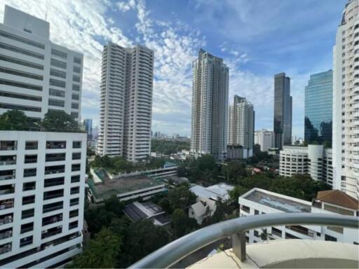 2 Bedrooms 2 Bathrooms Size 96sqm. Sukhumvit city resort for Rent 35,000 THB for Sale 8.5mTHB