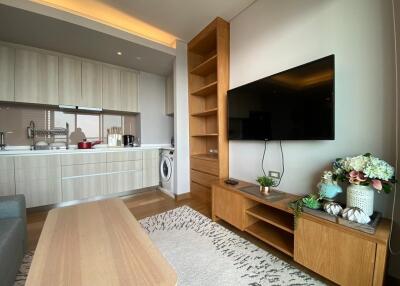 2 Bedrooms 2 Bathrooms 65 sqm Rental 55,000 thb/month  The Lumpini 24