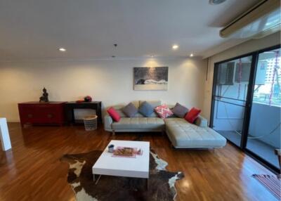 3 bedrooms 2 bathrooms size 128sqm. Kiarti Thanee City Mansion for Sale 14,000,000 THB with tenant